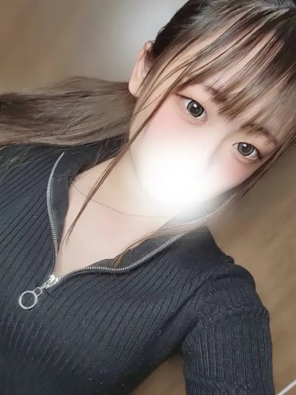華街りらさんのプロフィール｜恵比寿 メンズエステ｜Belle É 〜ベルエ〜
