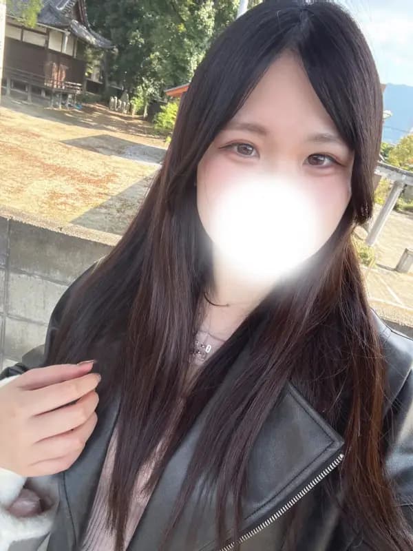 希林まゆさんのプロフィール｜恵比寿 メンズエステ｜Belle É 〜ベルエ〜