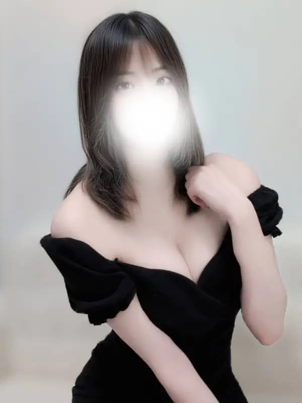 及川れな