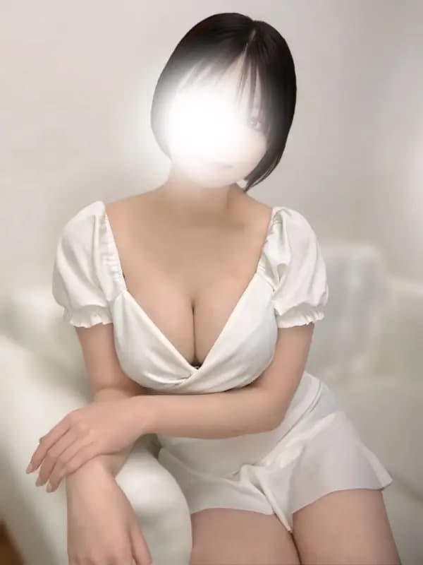深田あずさのご紹介│北新地・梅田 メンエス＆出張メンエス BELCHIC（ベルシック）