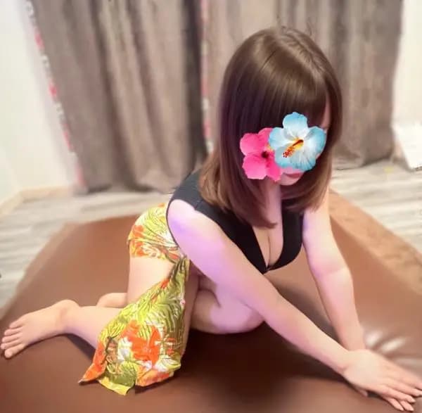 呉屋もも