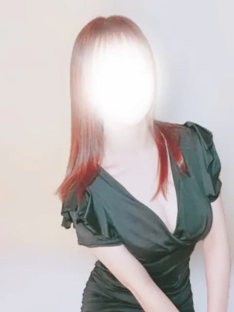 あやねさんのプロフィール｜大阪・梅田・出張メンズエステ｜梅田メンズエステ[大阪アロマフェニーチェ(AromaFenice)] 大阪メンエス