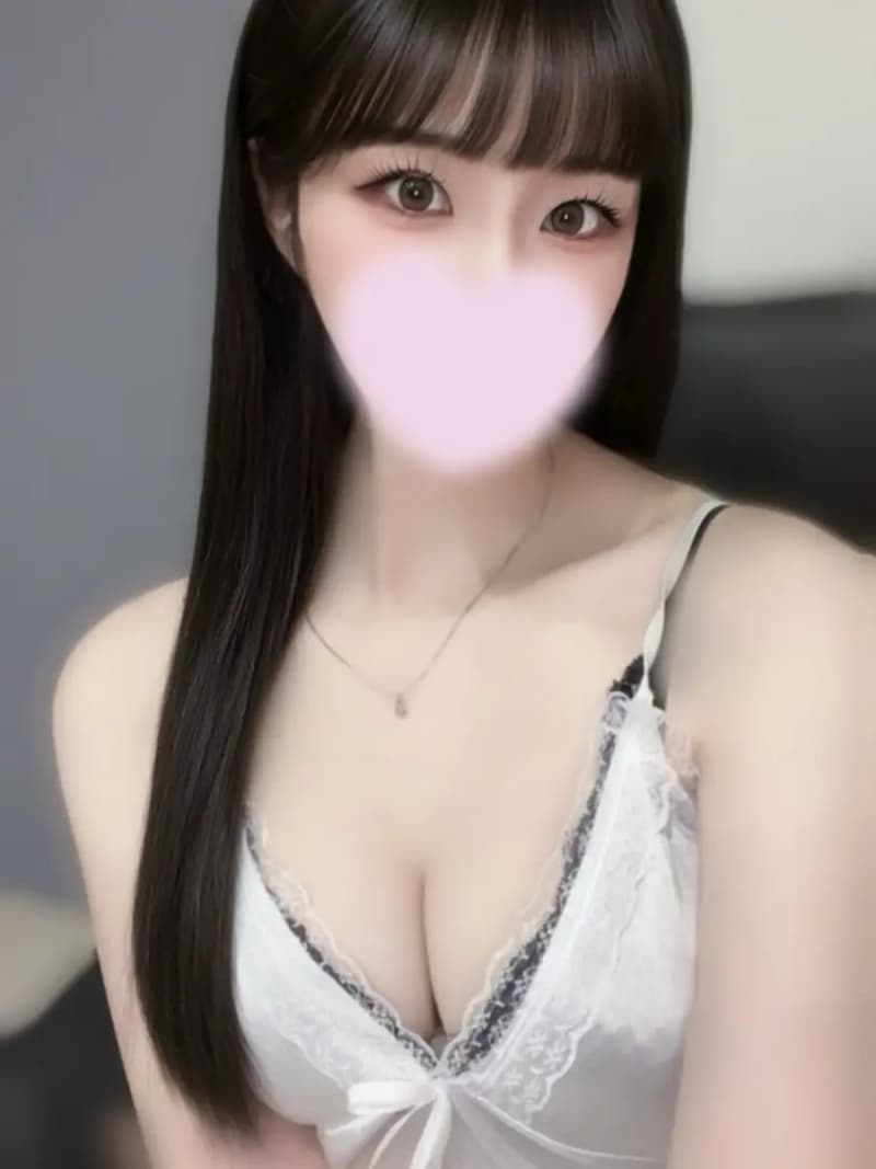 鷹宮しおん（たかみや しおん）