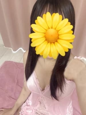 ゆりな