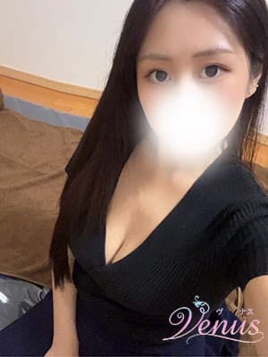 鈴木 あみ