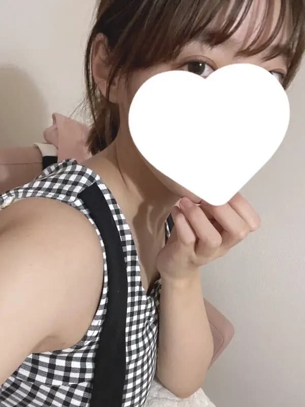 ひよりプロフィール|佐賀市 メンズエステ『Lapin - ラパン -』