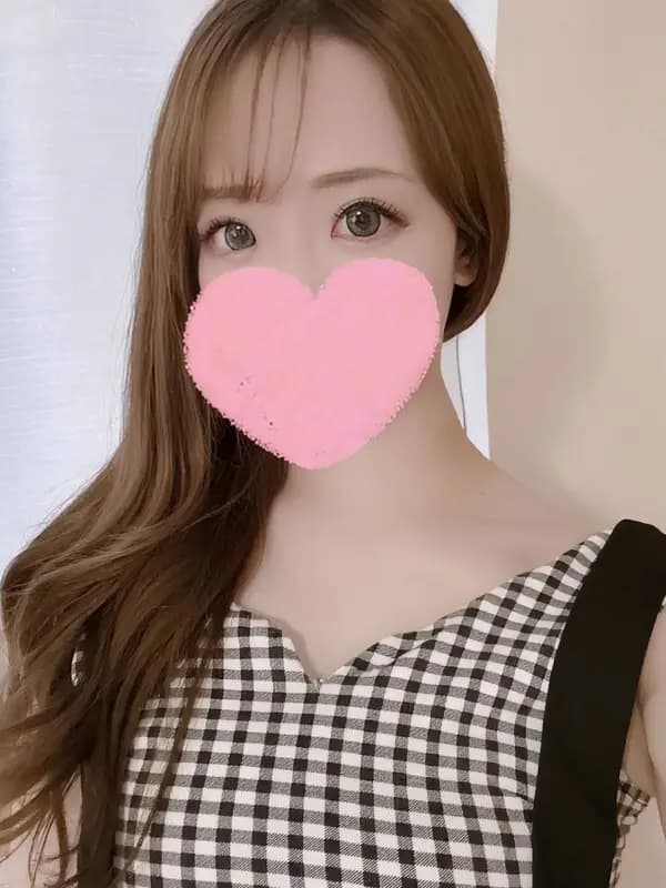 えみりプロフィール｜佐賀市 メンズエステ『Lapin - ラパン -』