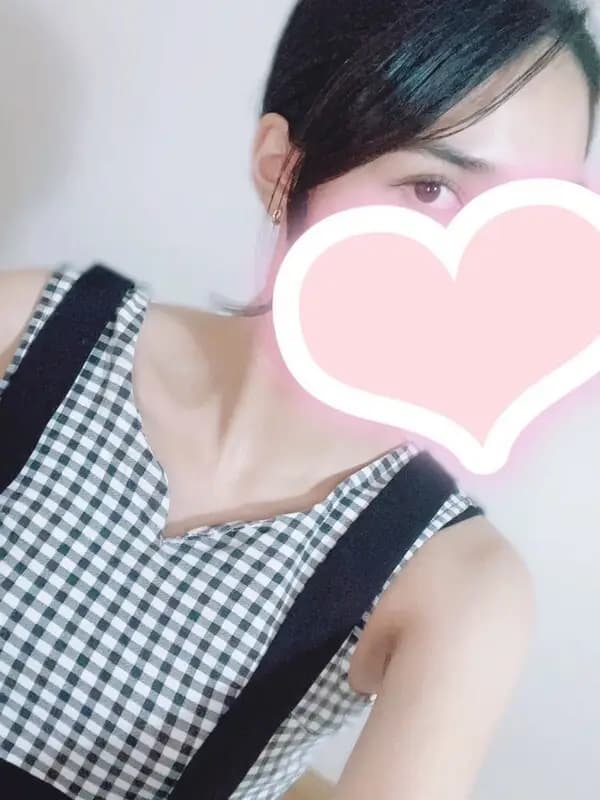 れいらプロフィール｜佐賀市 メンズエステ『Lapin - ラパン -』