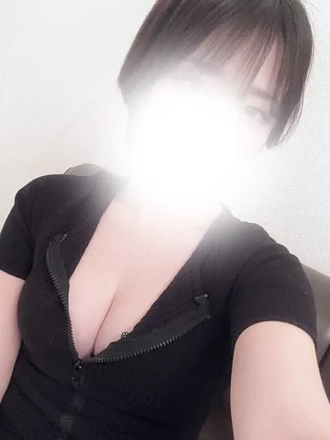 四宮さんのプロフィール|神戸・メンズエステ|bryth神戸(ブライスコウベ)〜彼女のお部屋〜