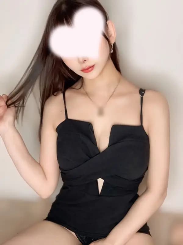 藤咲 リズ | 麻布十番・六本木 Carinna〜カリナ〜麻布