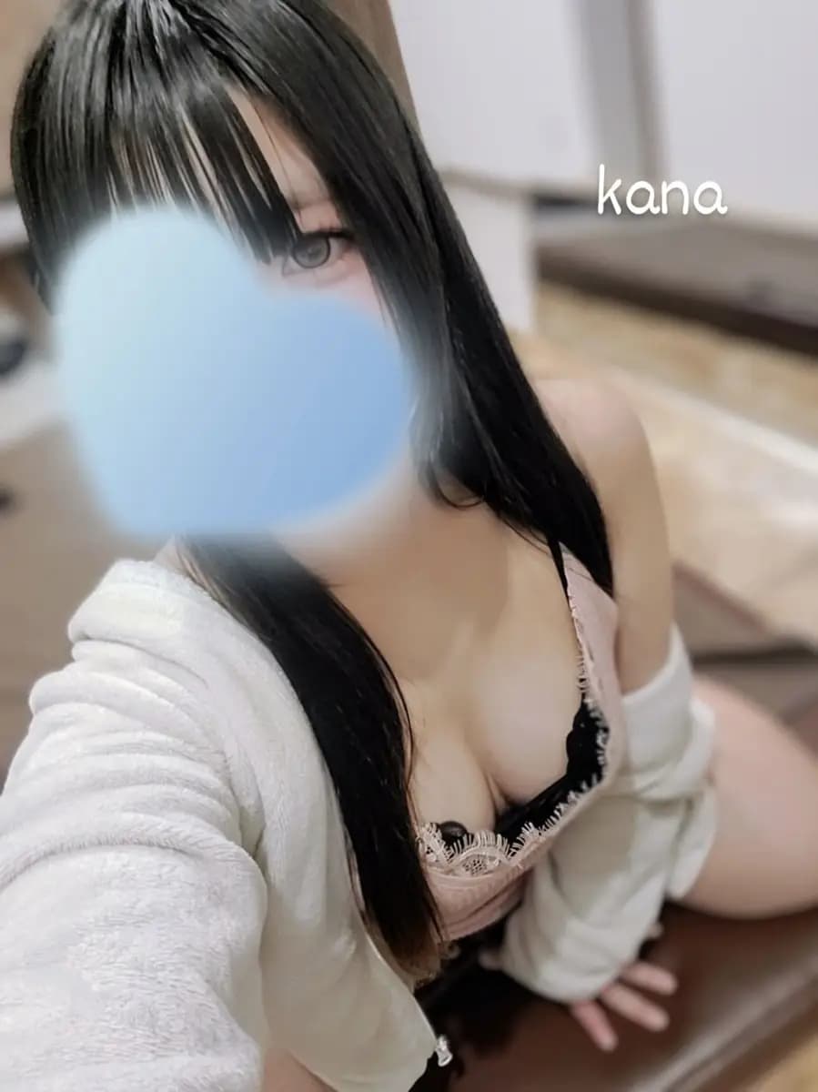 KANA (かな) プロフィール|福井県 福井市 メンズエステ『chou chou(シュシュ)』