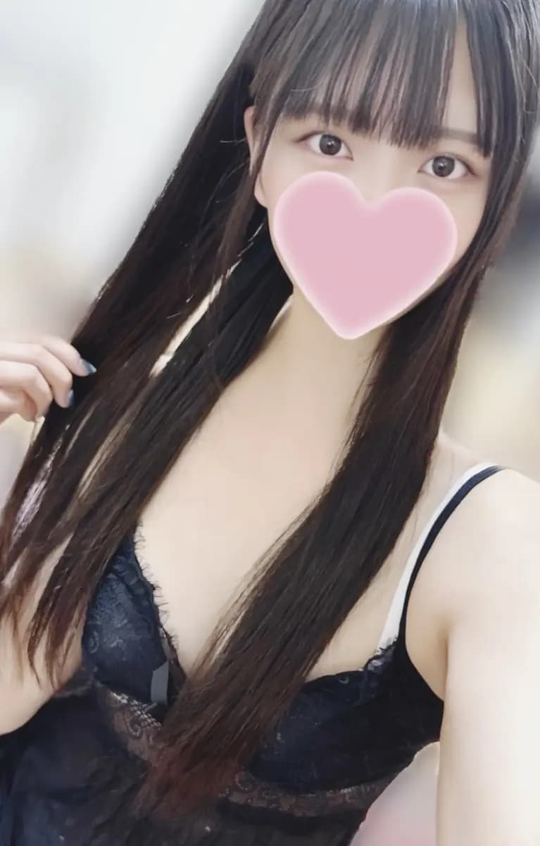 ひな プロフィール｜ 川崎メンズエステ『chouchou（シュシュ）』