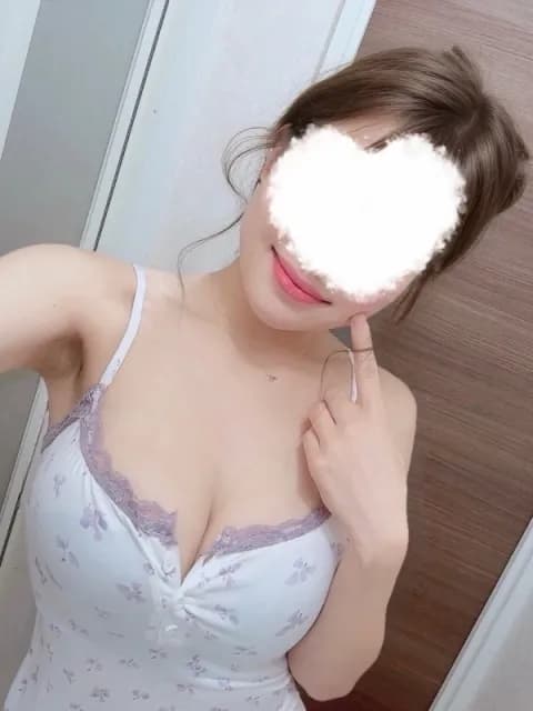 佐藤みあさんのプロフィール|大阪メンズエステ|ChouChou~シュシュ~