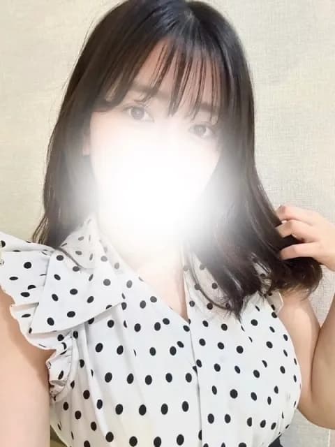 藤宮るなさんのプロフィール｜大阪メンズエステ｜ChouChou～シュシュ～