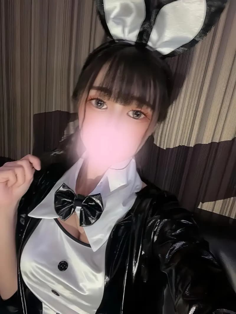 てぃな
