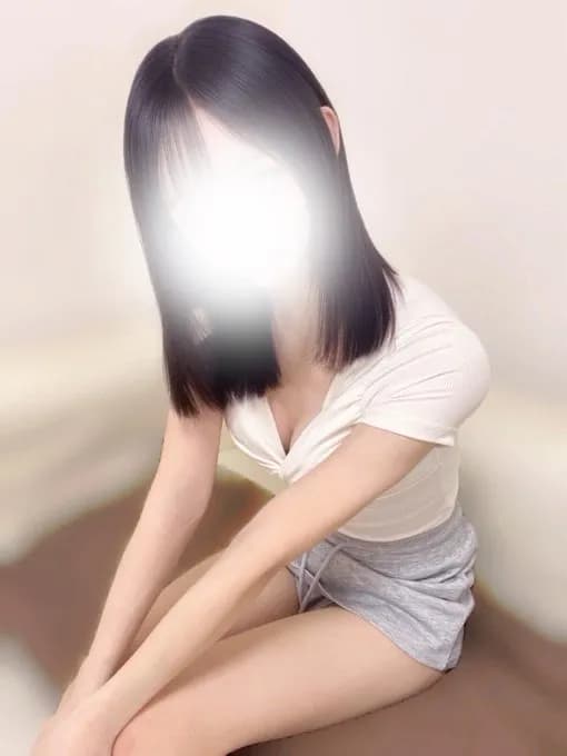 七瀬りるのご紹介│北新地・梅田のメンエス&出張メンエス Darlin Premium(ダーリンプレミアム)