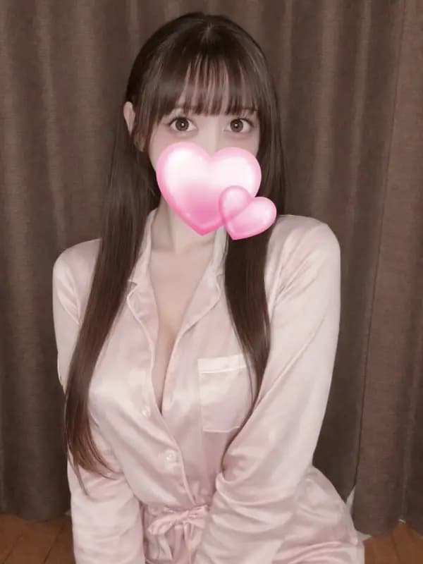 ひなさんのプロフィール｜EXE（エグゼ）