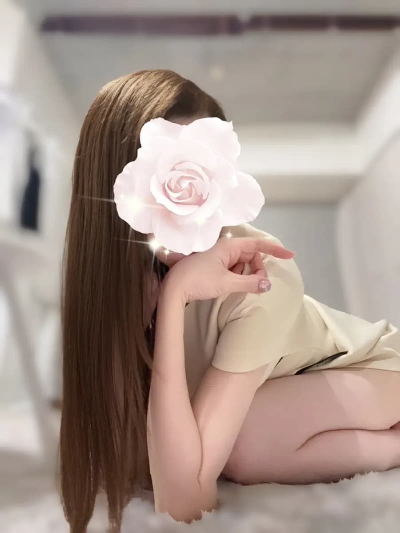 白咲あいり