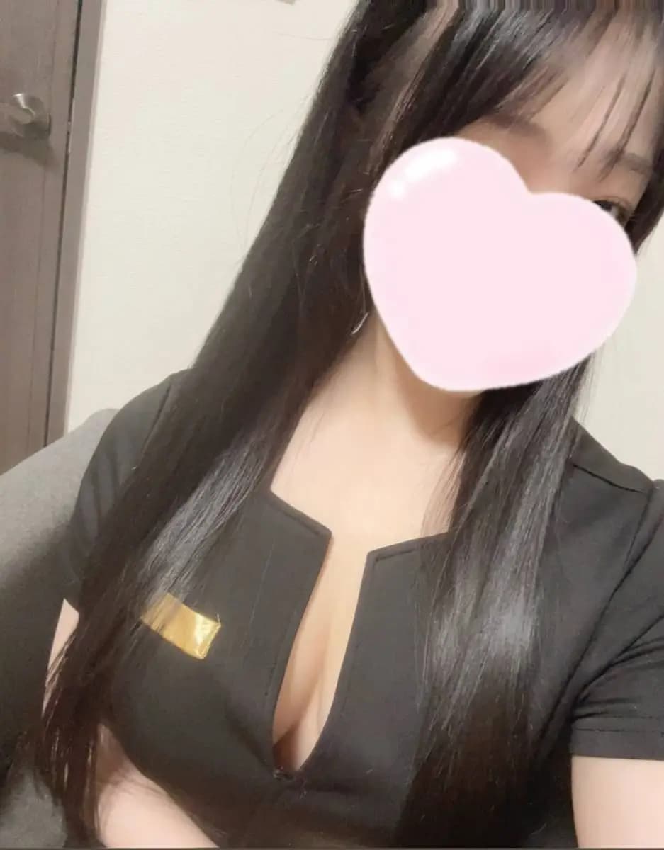 英奈(えな)　Gランクプロフィール｜福岡 博多 メンズエステ『invitation -インビテーション-』