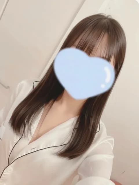 すずさんのプロフィール|新大阪メンズエステ|彼女ん家