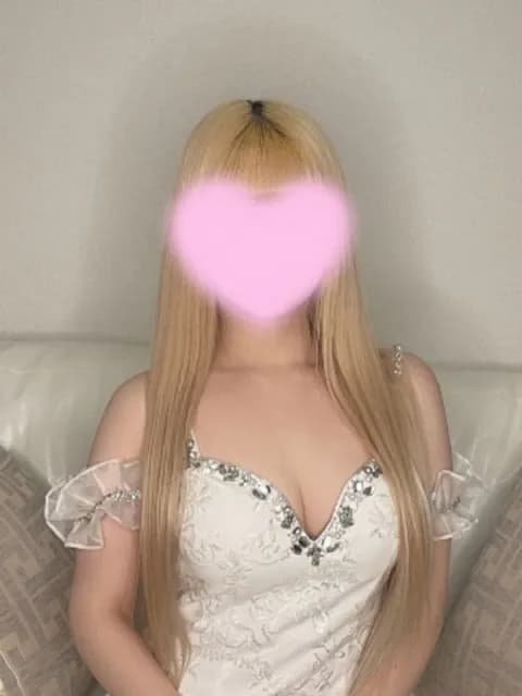 星乃るるさんのプロフィール｜大阪高級メンズエステ｜リリカ大阪