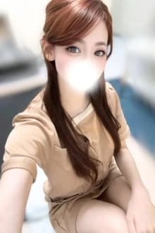 小松 ななこさん|名古屋 栄 ミセス暁Akatsuki 30代~50代専門 メンズマッサージ