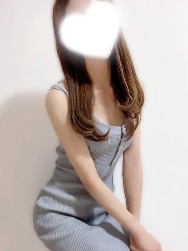 星奈(せな)