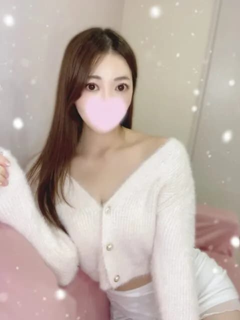 ななみ(30) - 沖縄・那覇市の個室&出張 メンズエステ more more(モアモア)