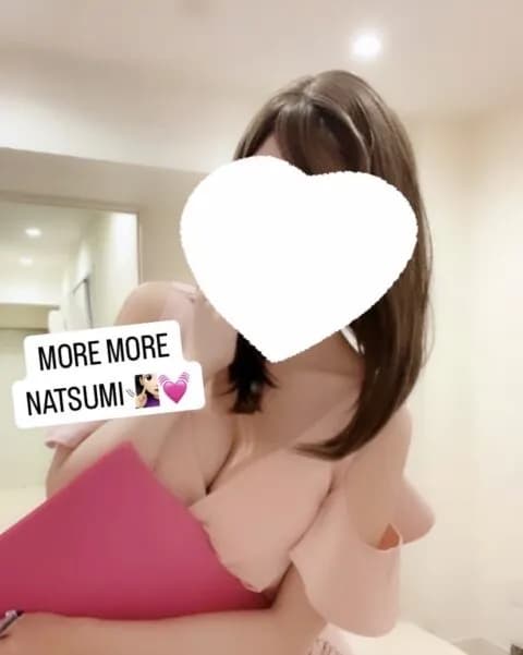 藤咲なつみ(25) - 沖縄・那覇市の個室&出張 メンズエステ more more（モアモア）