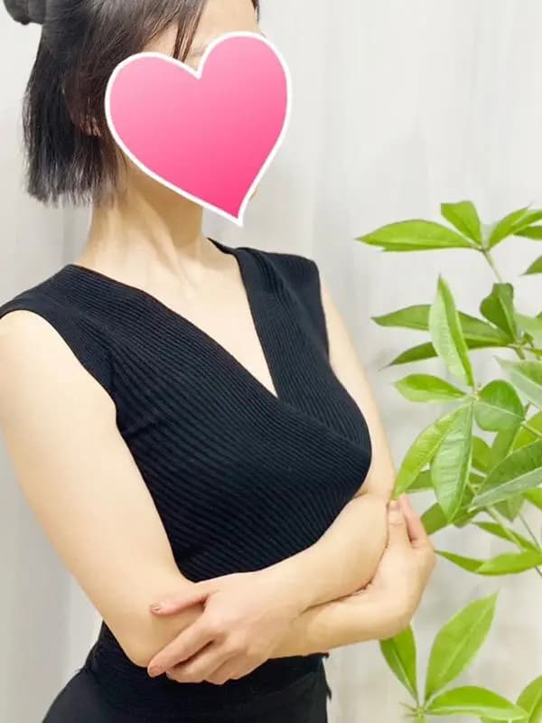 小松 かな｜大阪 日本橋 メンズエステ オイルマッサージ Petit Natura ～プチナチュラ～