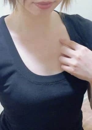 ひびきプロフィール｜千葉 本八幡リラクゼーションアロマ『リレアSPA』