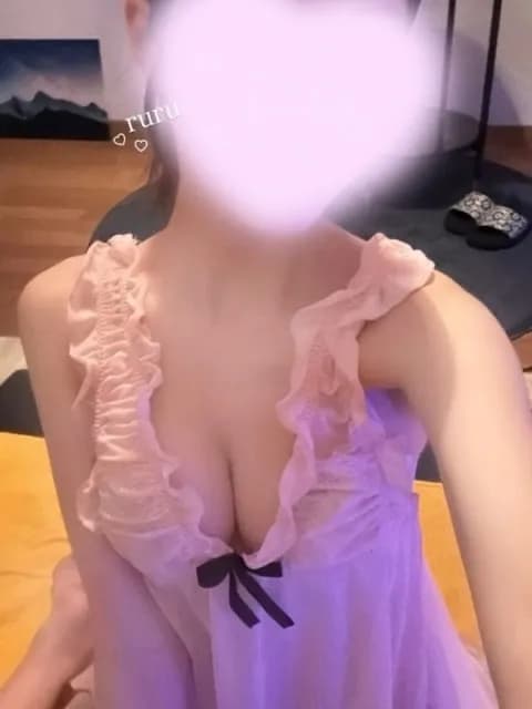 るるさんのプロフィール｜博多メンズエステ｜Aillis-アイリス-