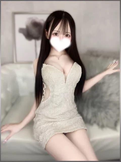 葉月せりな