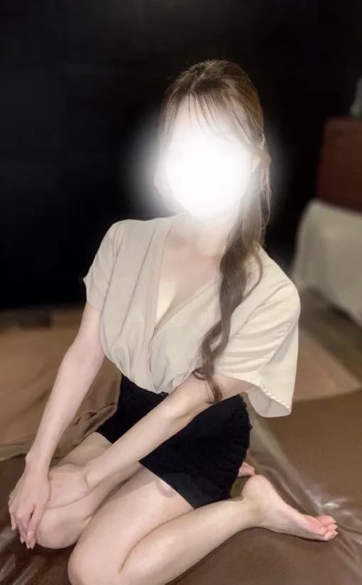 Therapist - 奈々(なな) (26歳) | 名古屋・高級会員制メンズエステ Richaroma