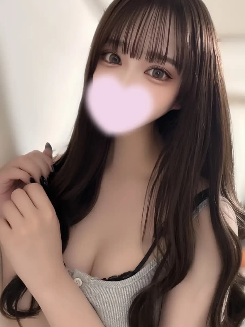 天使りな（あまつか りな）