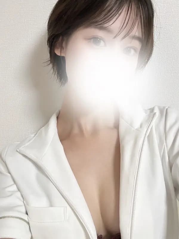 れいな プロフィール｜宮城 仙台メンズエステ『Aroma Luxease～アロマ ルクシーズ～』