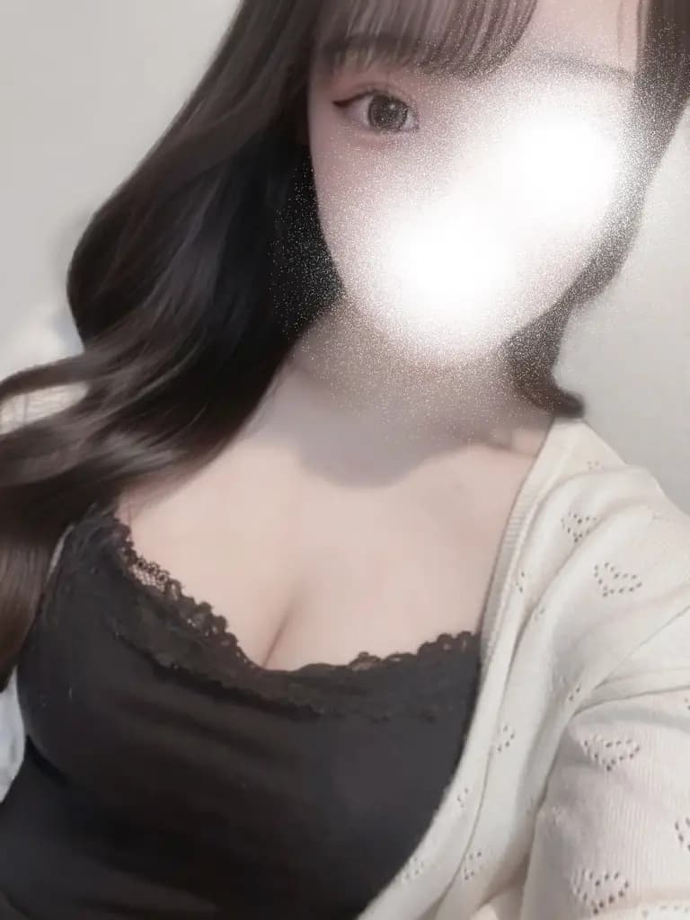 桃瀬 るな