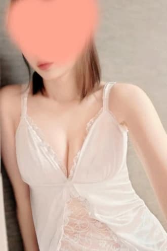 秋山プロフィール｜ミセスの吐息SPA