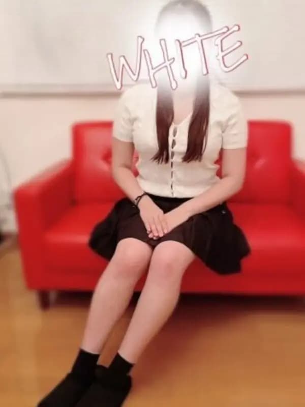 エミリ★アイドル系プロフィール｜鹿児島メンズエステ『メンズエステ ホワイト』