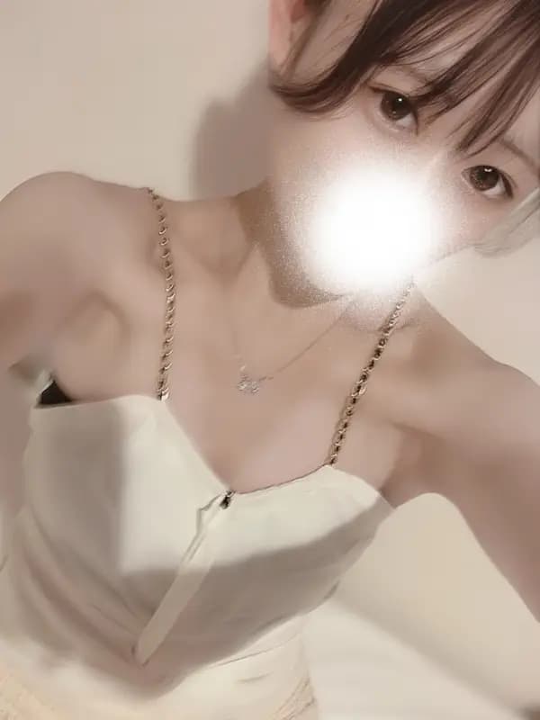 宇佐美まりんさんのプロフィール｜三軒茶屋・溝の口 メンズエステ｜エルドラド