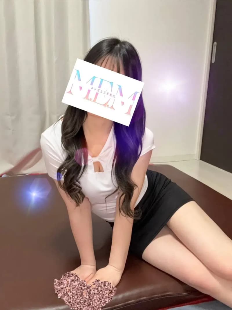 期待の新人 りこ