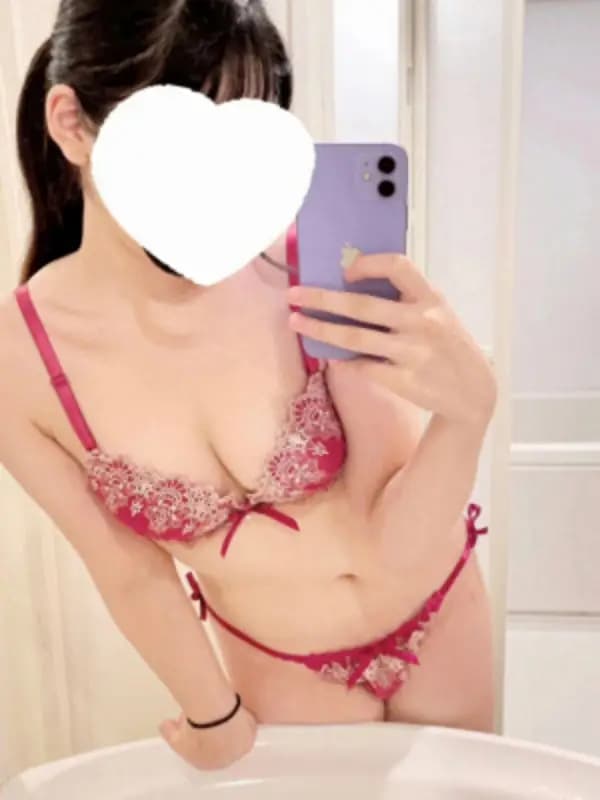 あゆかさんのプロフィール｜横浜・湘南メンズエステ｜エステの坂道