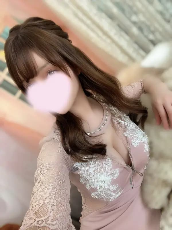 真白凛さんのプロフィール|新宿・大久保・高田馬場・池袋・恵比寿 メンズエステ|ELTERAS TOKYO - エルテラス -