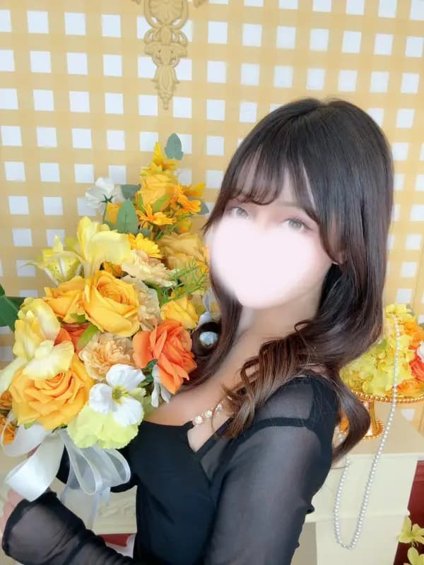 真白凛さんのプロフィール|新宿・大久保・高田馬場・池袋・恵比寿 メンズエステ|ELTERAS TOKYO - エルテラス -