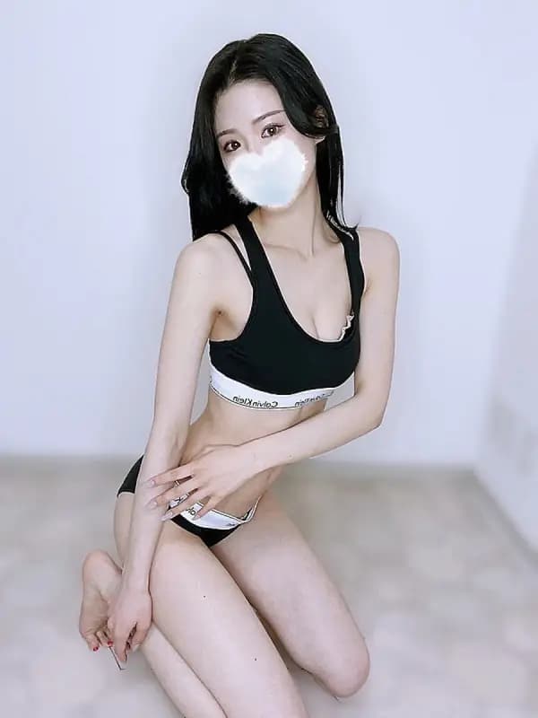 姫野りえさんのプロフィール｜新宿・大久保・高田馬場・池袋・恵比寿 メンズエステ｜ELTERAS TOKYO - エルテラス -