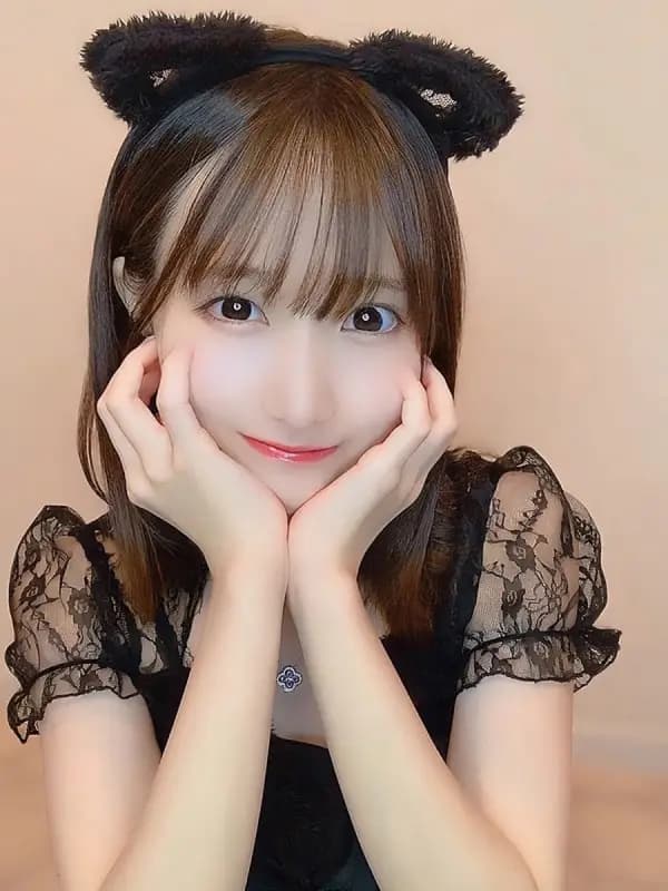 双葉なぎさ