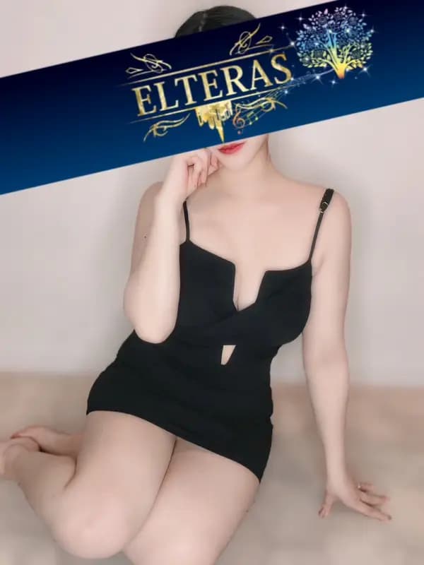 雫あいなさんのプロフィール|新宿・大久保・高田馬場・池袋・恵比寿 メンズエステ|ELTERAS TOKYO - エルテラス -