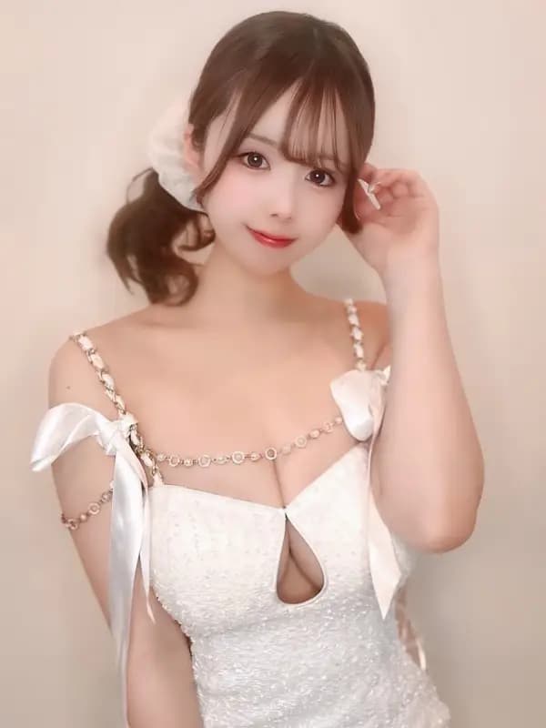 にこさんのプロフィール｜新宿・大久保・高田馬場・池袋・恵比寿 メンズエステ｜ELTERAS TOKYO - エルテラス -