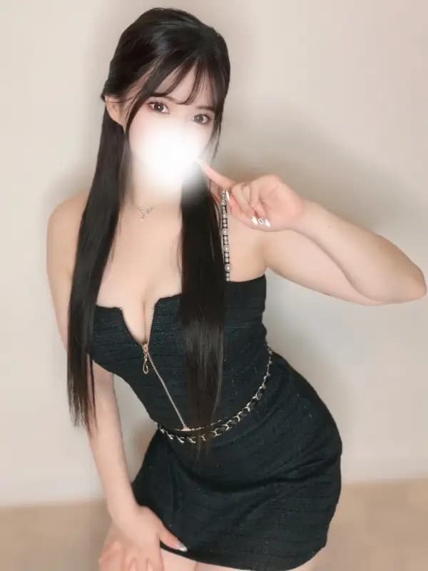白石りささんのプロフィール|新宿・大久保・高田馬場・池袋・恵比寿 メンズエステ|ELTERAS TOKYO - エルテラス -