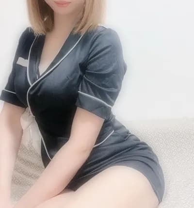 楓(かえで) のプロフィール | アロマエステ 響